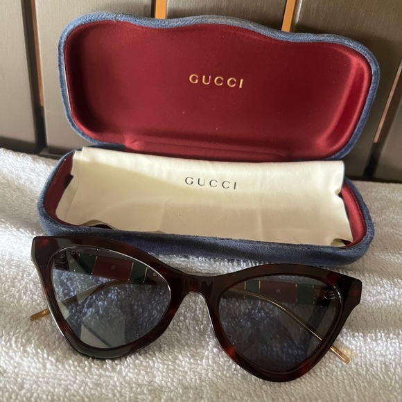 Gucci Accessories - Gucci Cat Eye Dark Havana Sunglasses